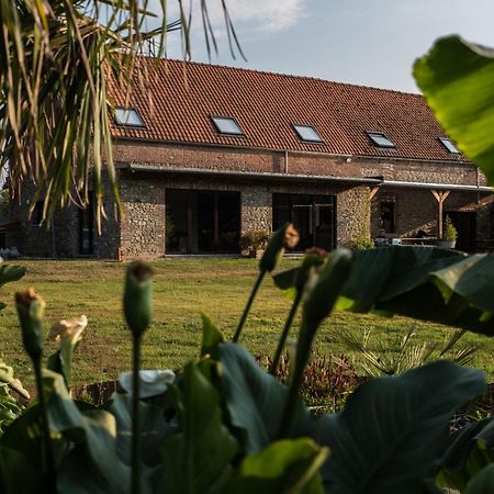Au Petit Canteleu - Bed & Breakfast Beloeil Exteriör bild
